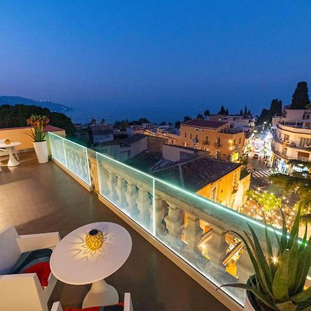 La Terrazza Di Porta Messina Hotel ตาออร์มินา ภายนอก รูปภาพ